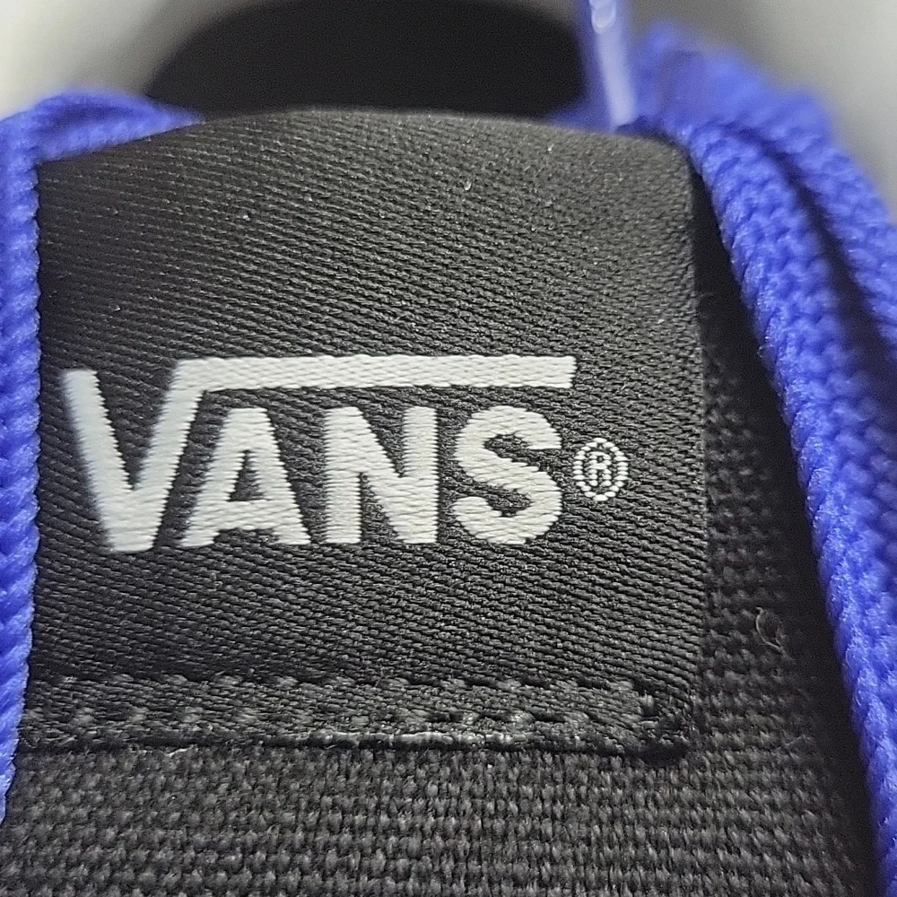 Van's Cruze Too Cc Brand new in the box authentic